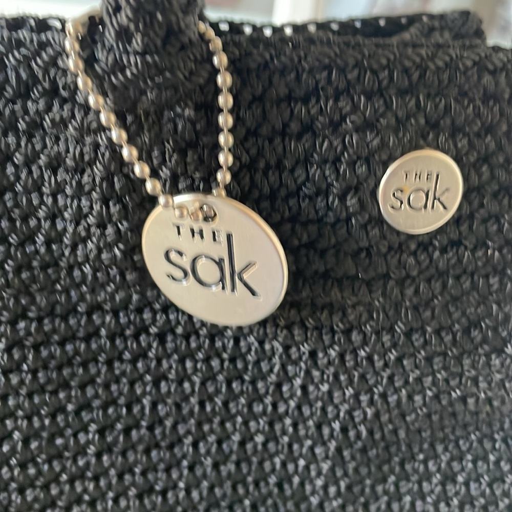 The Sak Crochet Black Double Strap Bag NWOT FREE The Sak KEYCHAIN - Picture 5 of 11